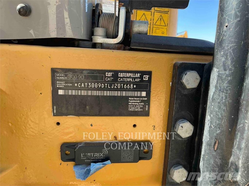CAT 300.9DSO 大型油圧ショベル12t以上（パワーショベル・ユンボ）