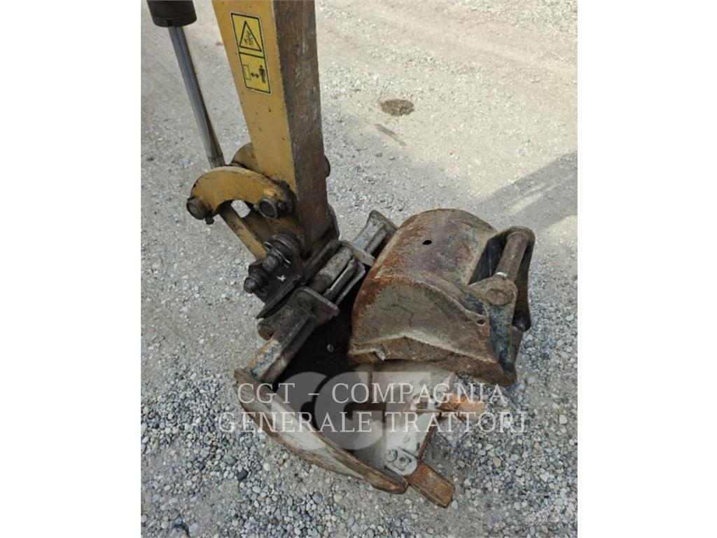 CAT 301.5 Верижен екскаватор