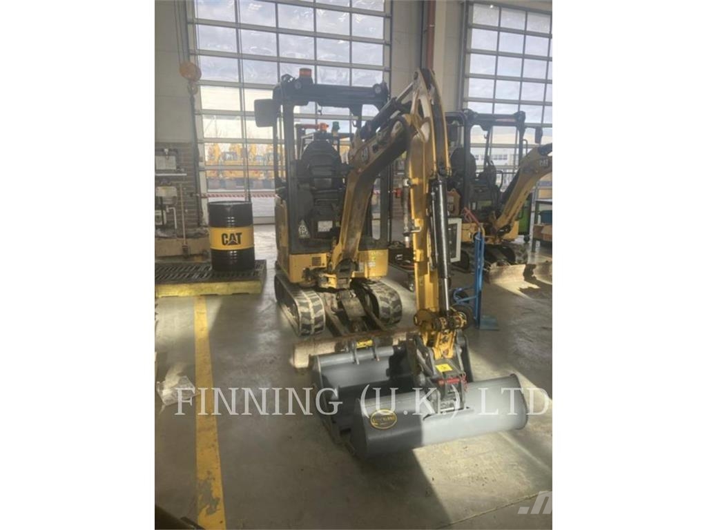 CAT 301.5 05 Bagri goseničarji
