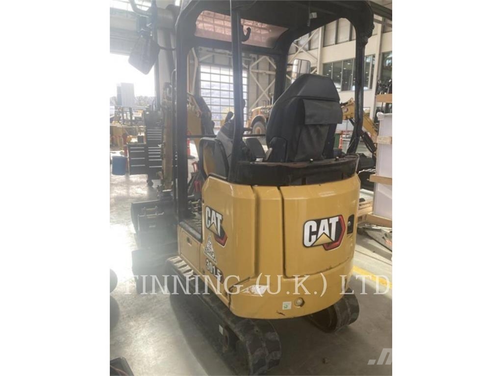 CAT 301.5 05 Bagri goseničarji
