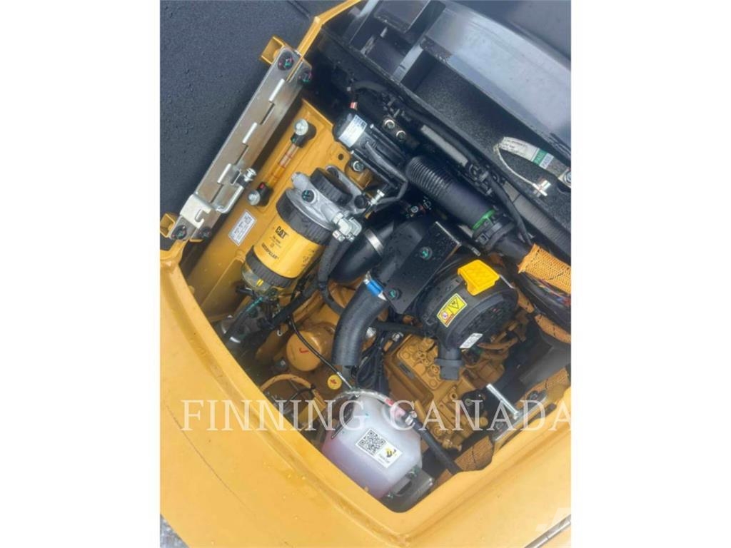 CAT 301.5-05 Bagri goseničarji