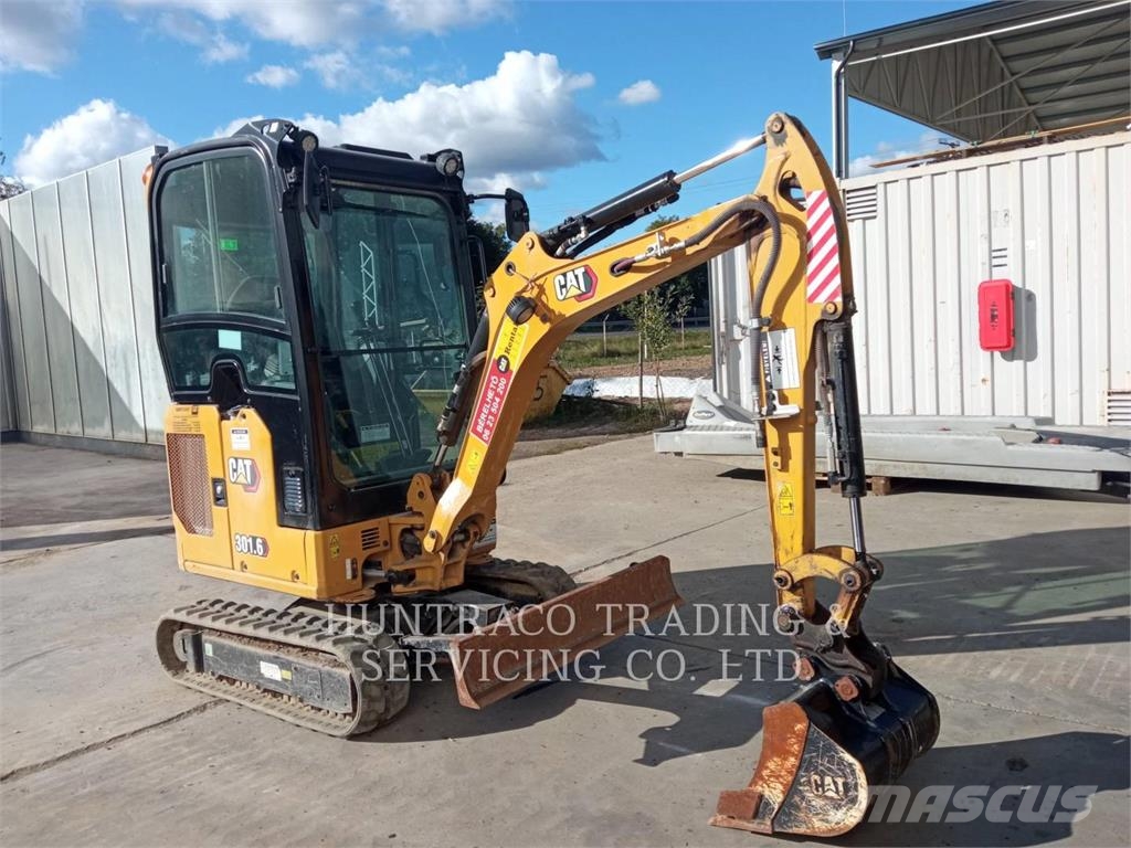 CAT 301.6-05 Bageri guseničari