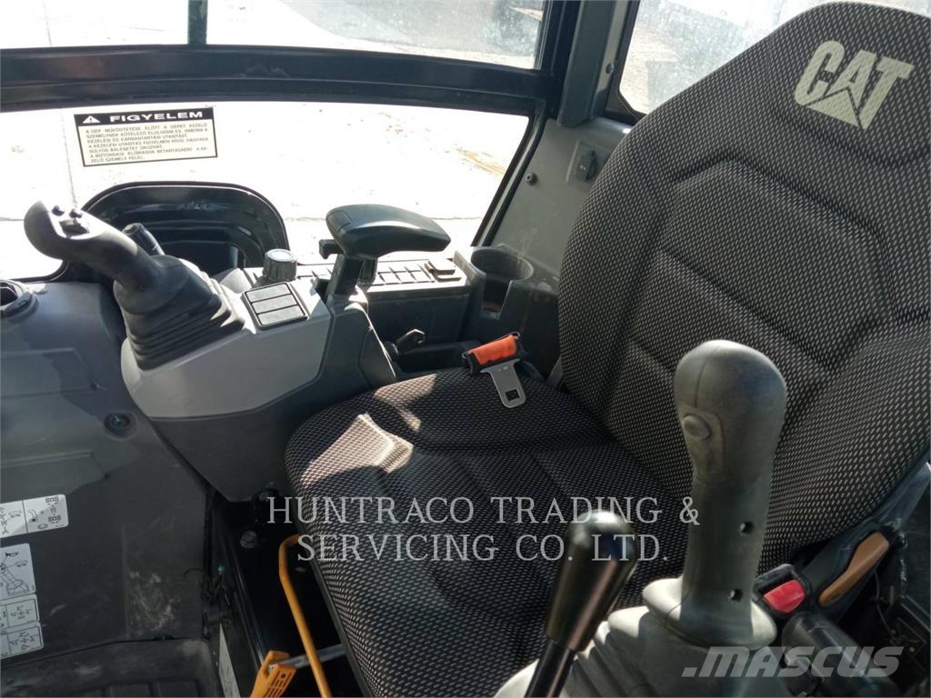 CAT 301.6-05 Bageri guseničari