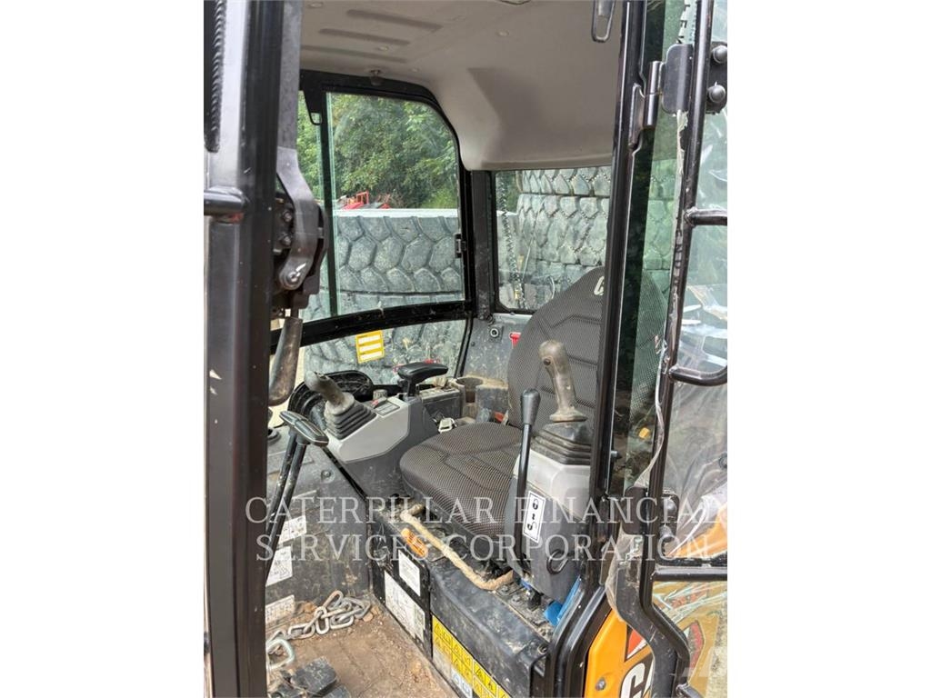 CAT 301.6-05 Excavadoras sobre orugas