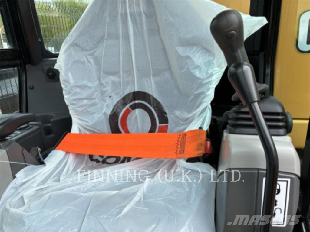 CAT 301.6 05A Excavatoare pe șenile