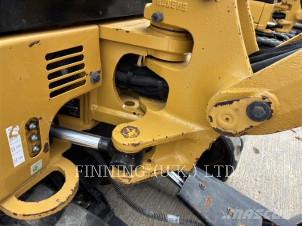 CAT 301.6 05A Excavatoare pe șenile
