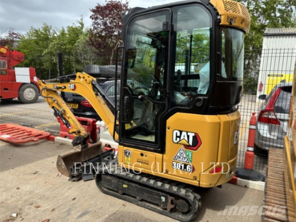 CAT 301.6 05A Excavatoare pe șenile