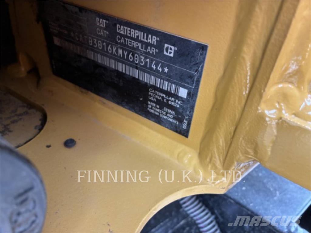 CAT 301.6 05A Excavatoare pe șenile