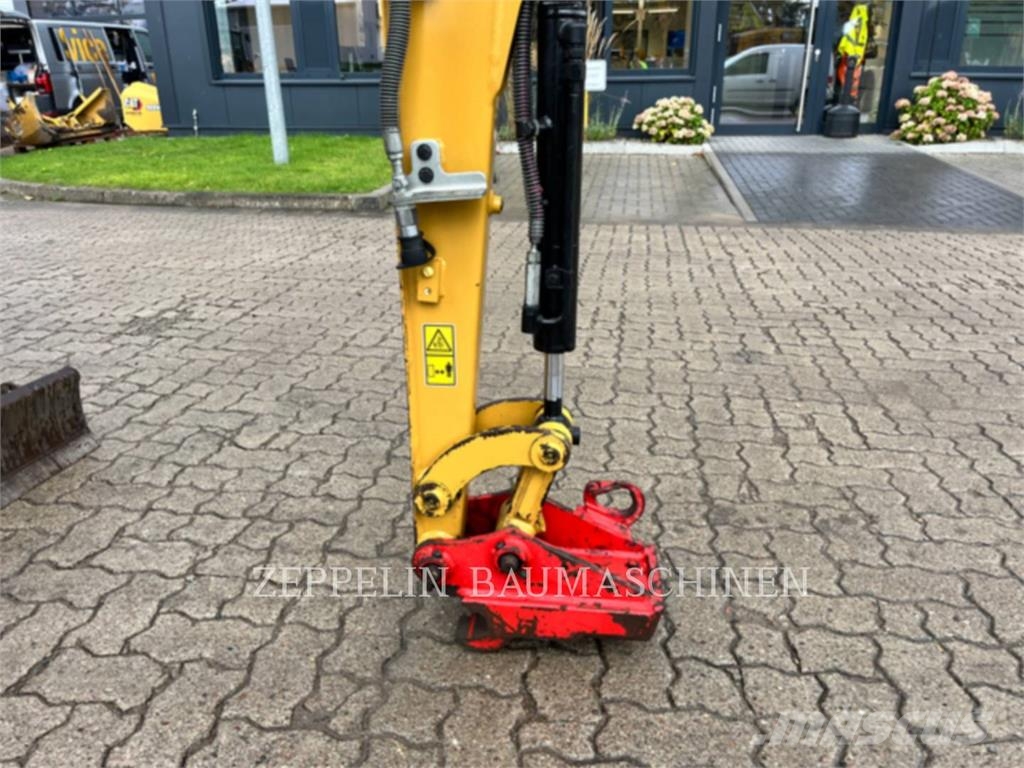CAT 301.6-05A Bagri goseničarji