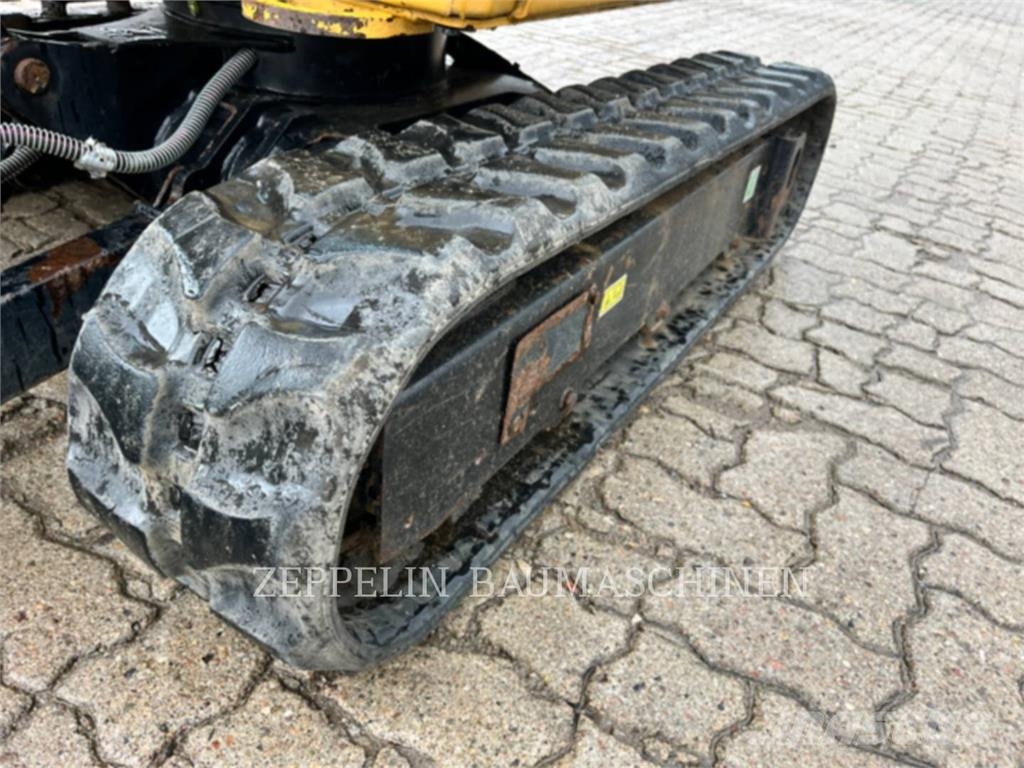 CAT 301.6-05A Bagri goseničarji