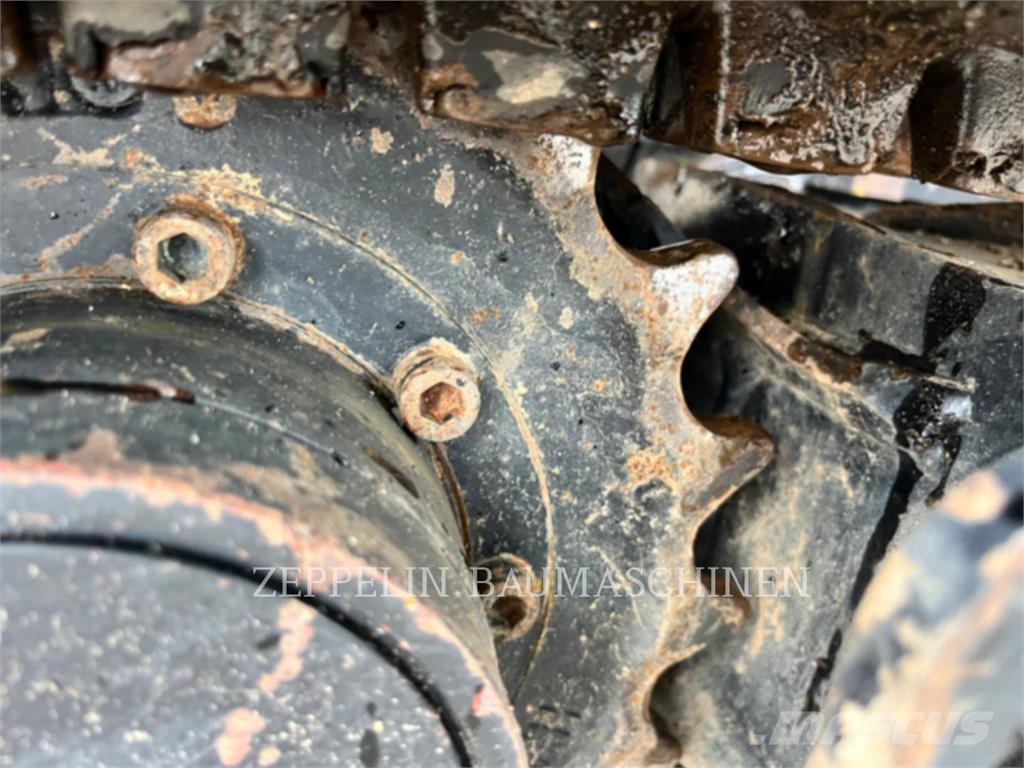 CAT 301.6-05A Bagri goseničarji