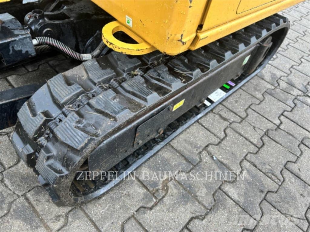 CAT 301.6-05A Pelle sur chenilles