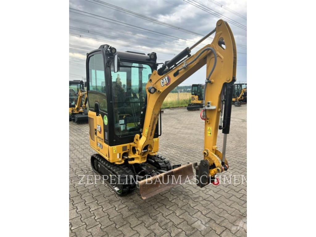 CAT 301.6-05A Pelle sur chenilles