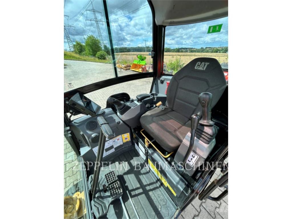 CAT 301.6-05A Bagri goseničarji