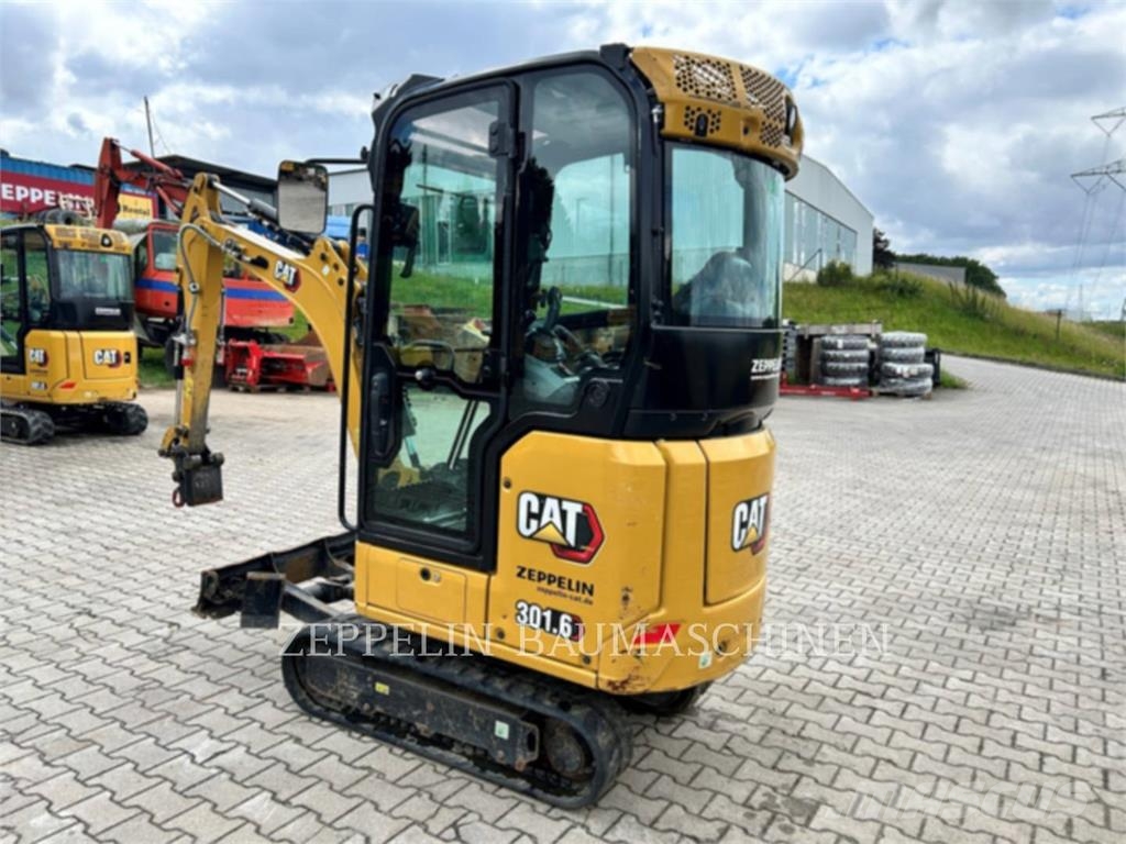 CAT 301.6-05A Bagri goseničarji