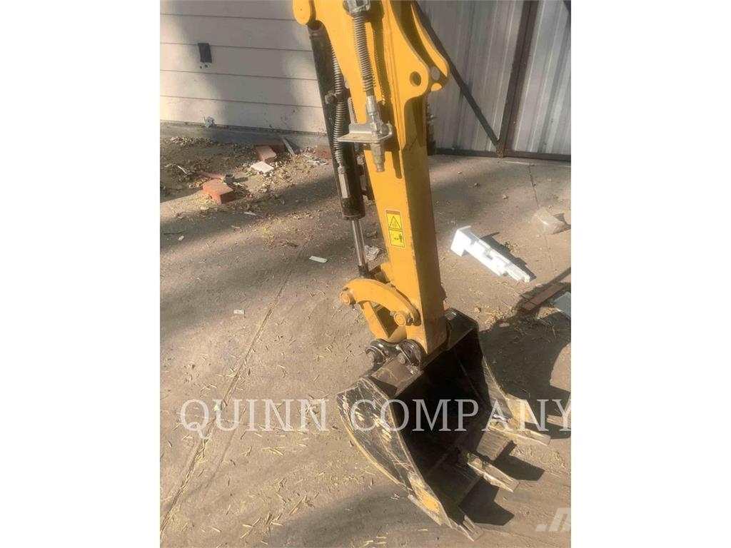 CAT 301.7 Pásová rýpadla