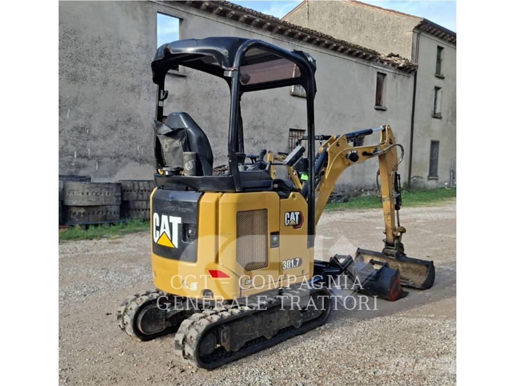 CAT 301.7 Bagri goseničarji