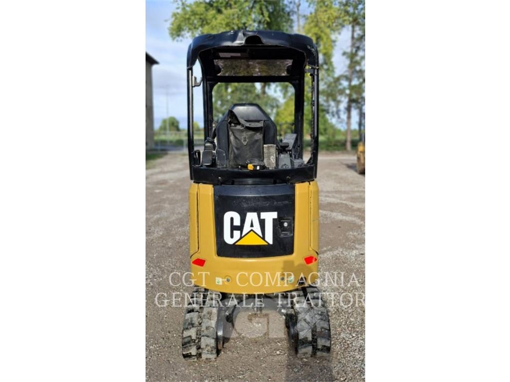 CAT 301.7 Bagri goseničarji