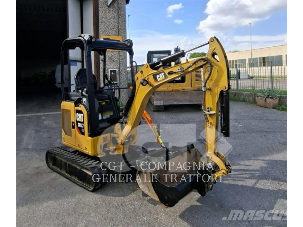 CAT 301.7 Гусеничные экскаваторы