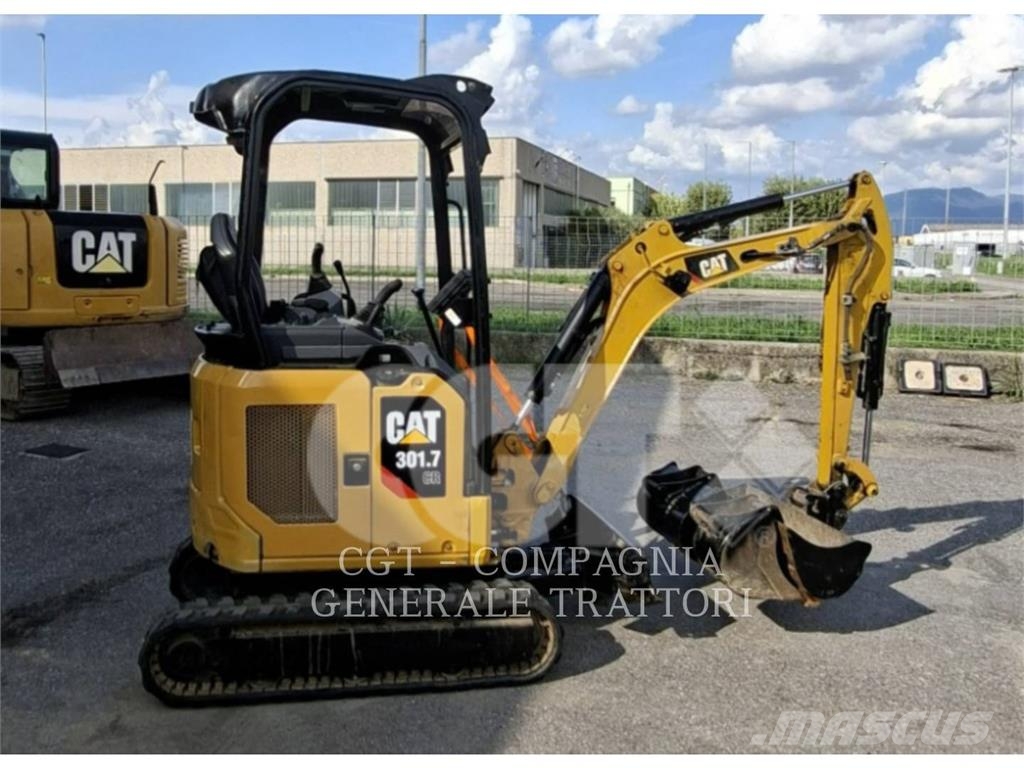 CAT 301.7 Гусеничные экскаваторы
