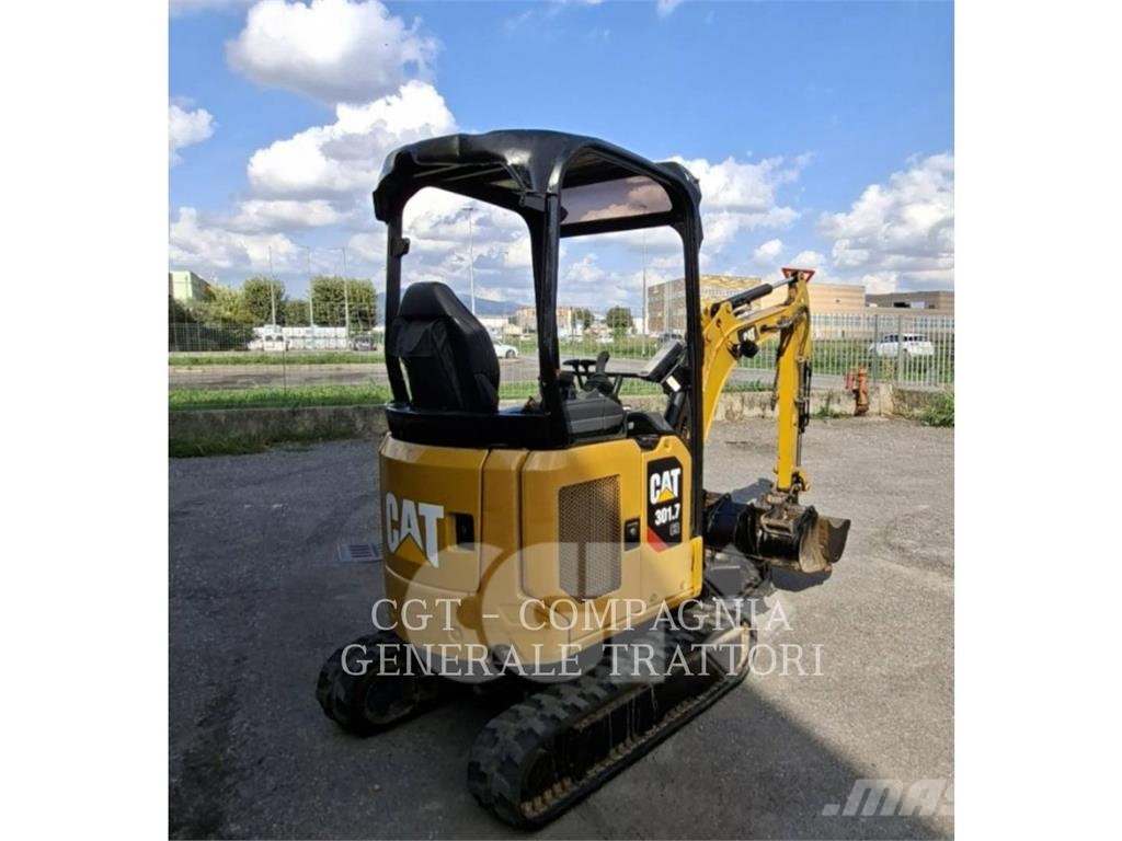 CAT 301.7 Гусеничные экскаваторы