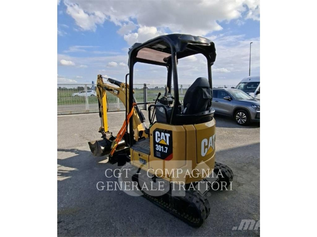CAT 301.7 Гусеничные экскаваторы