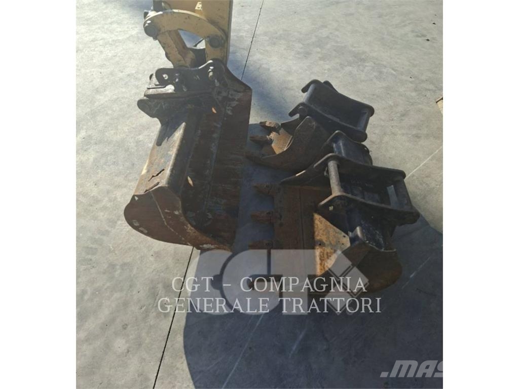CAT 301.7 Lánctalpas kotrók
