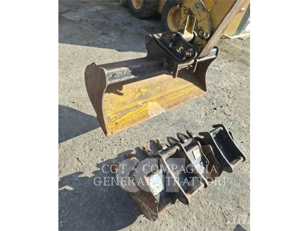 CAT 301.7 Beltegraver