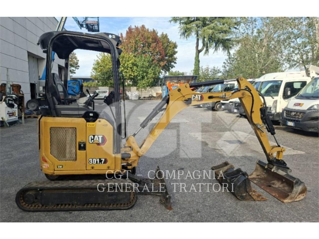 CAT 301.7 Верижен екскаватор