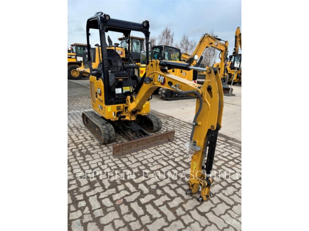 CAT 301.7-05A Kāpurķēžu ekskavatori