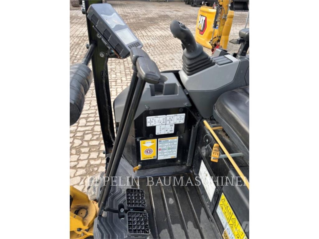 CAT 301.7-05A Kāpurķēžu ekskavatori
