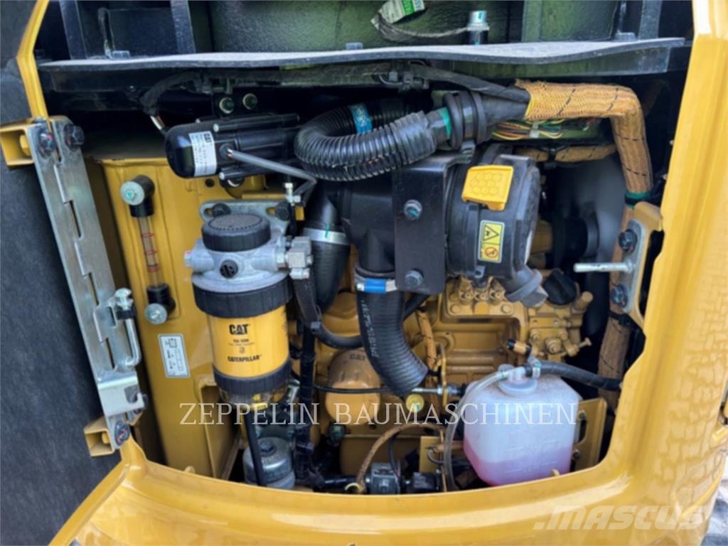 CAT 301.7-05A Kāpurķēžu ekskavatori