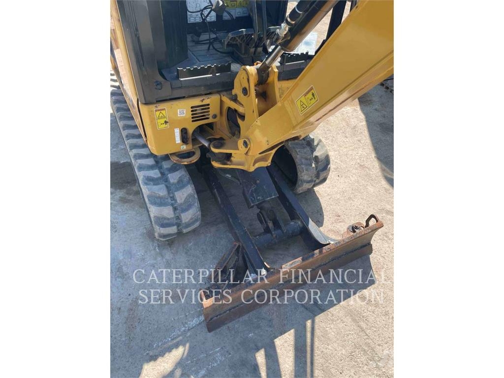 CAT 301.7-05A CR Pásová rýpadla