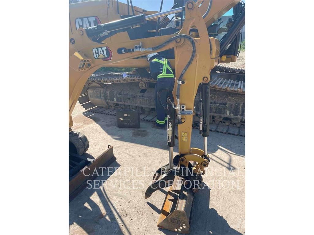 CAT 301.7-05A CR Pásová rýpadla
