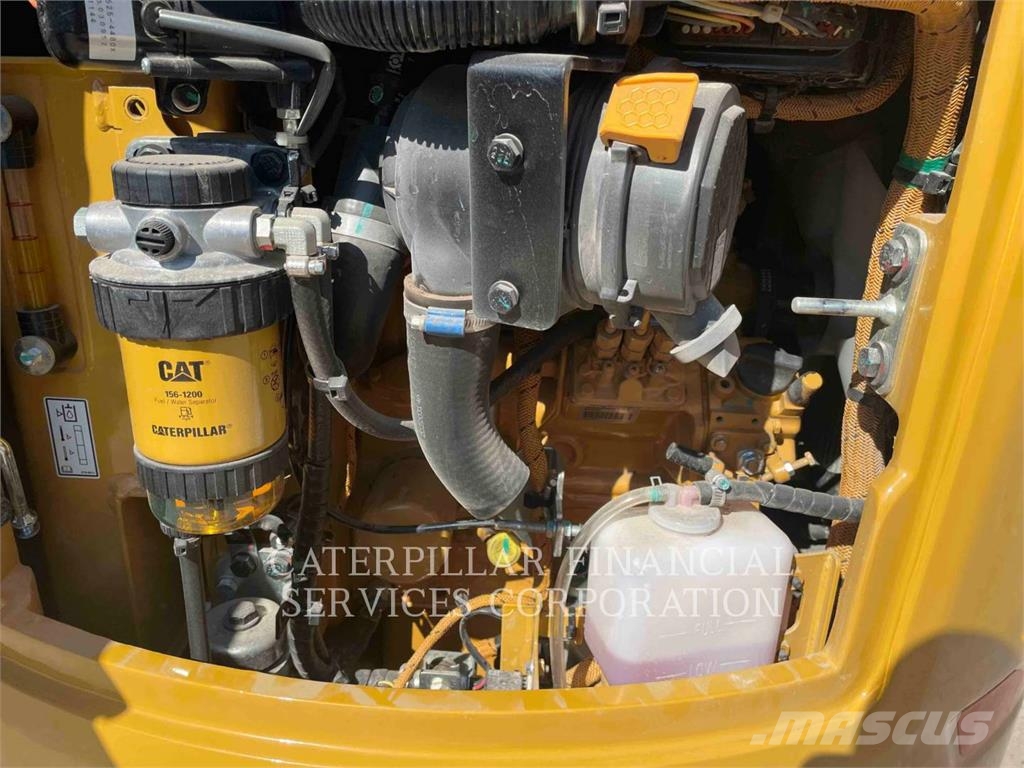 CAT 301.7-05A CR Pásová rýpadla