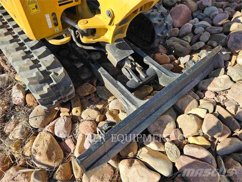 CAT 301.705CR Escavatori cingolati
