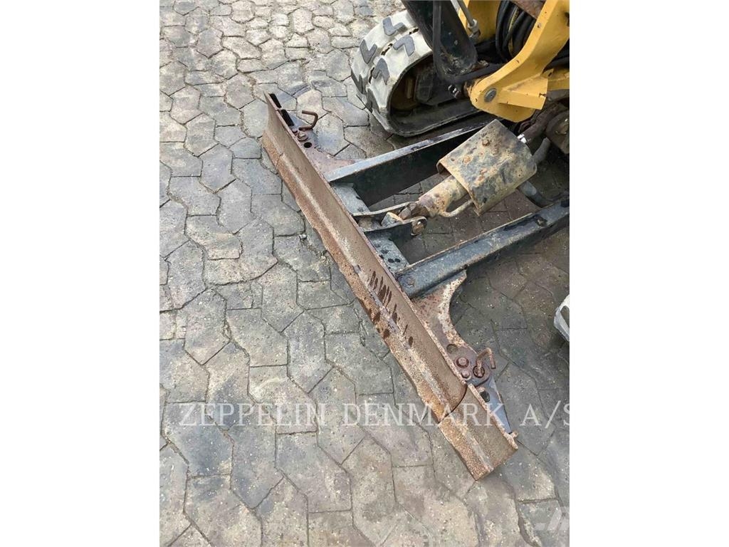 CAT 301.7D Escavadeiras de esteiras