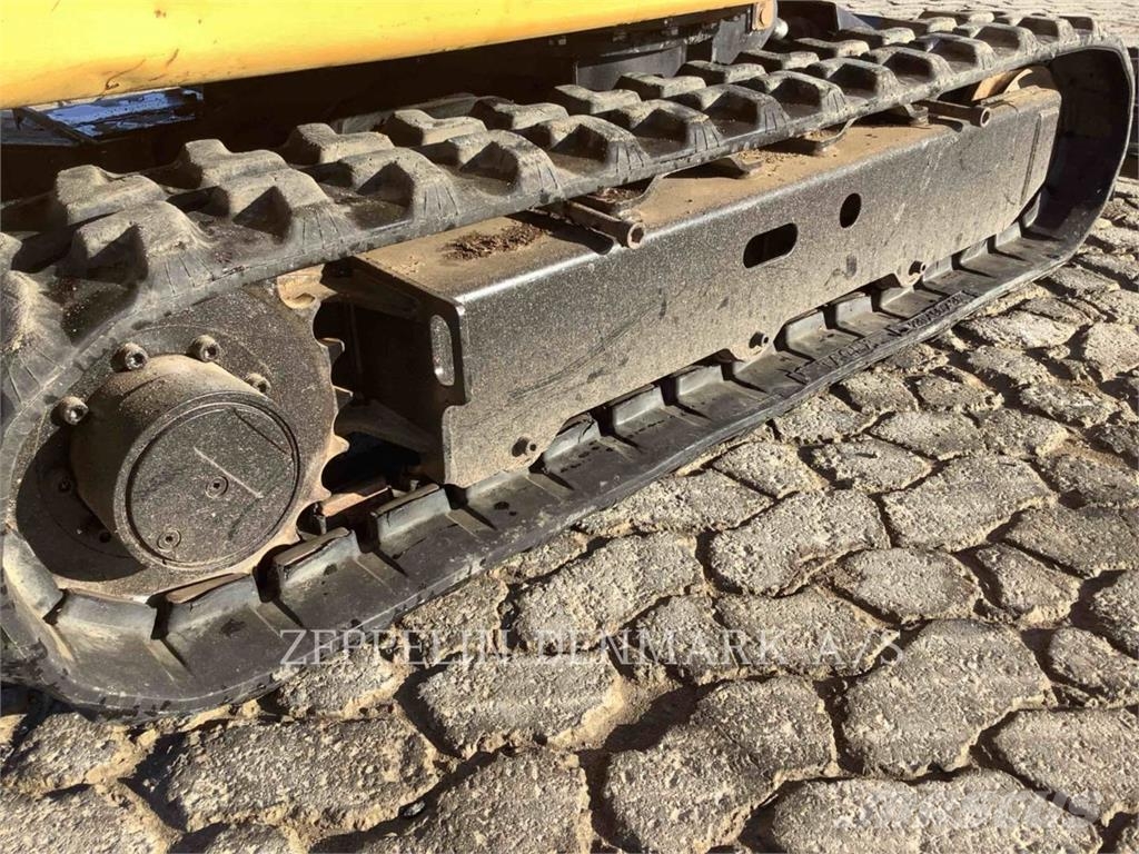 CAT 301.7D Rupsgraafmachines