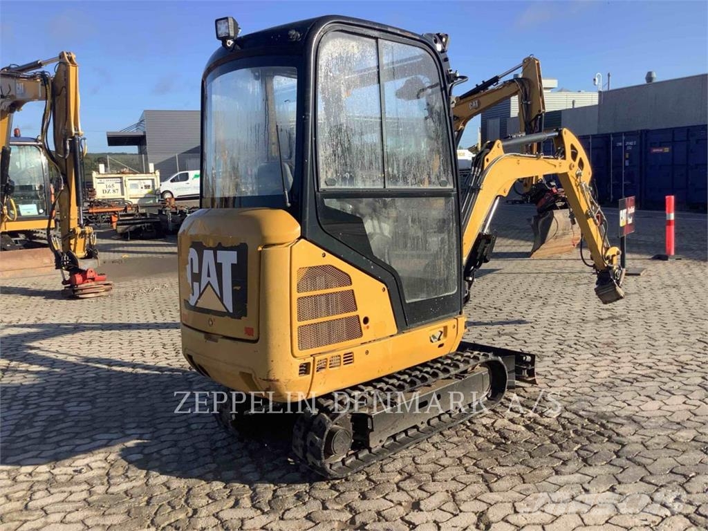 CAT 301.7D Rupsgraafmachines