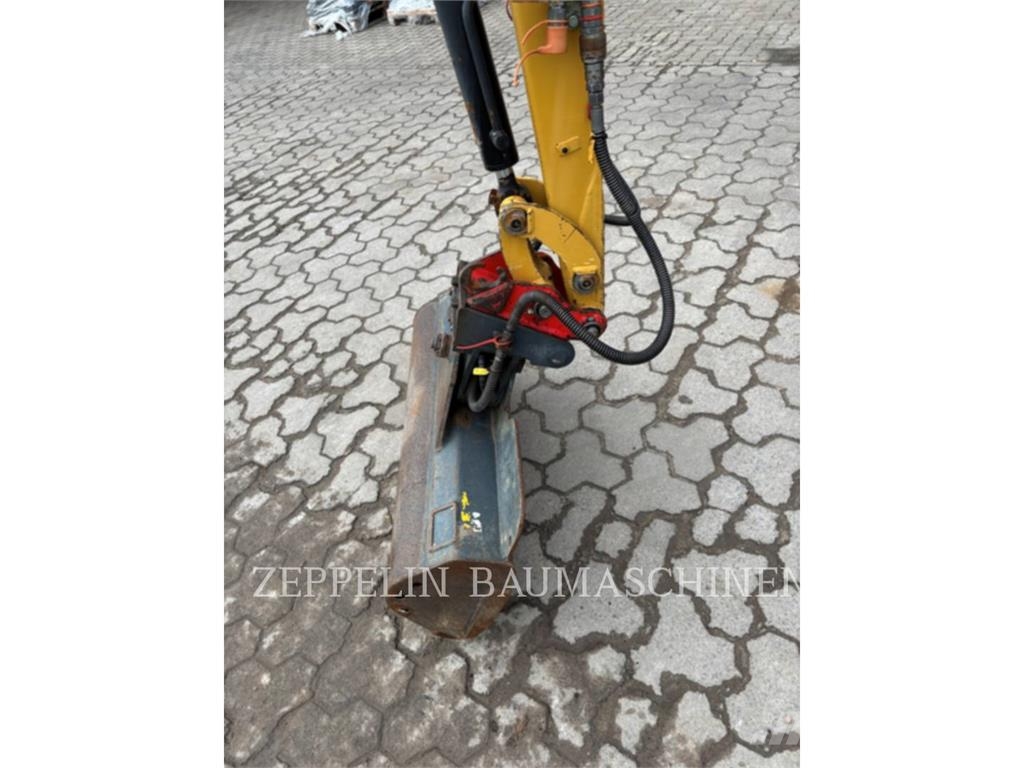 CAT 301.7D Raupenbagger