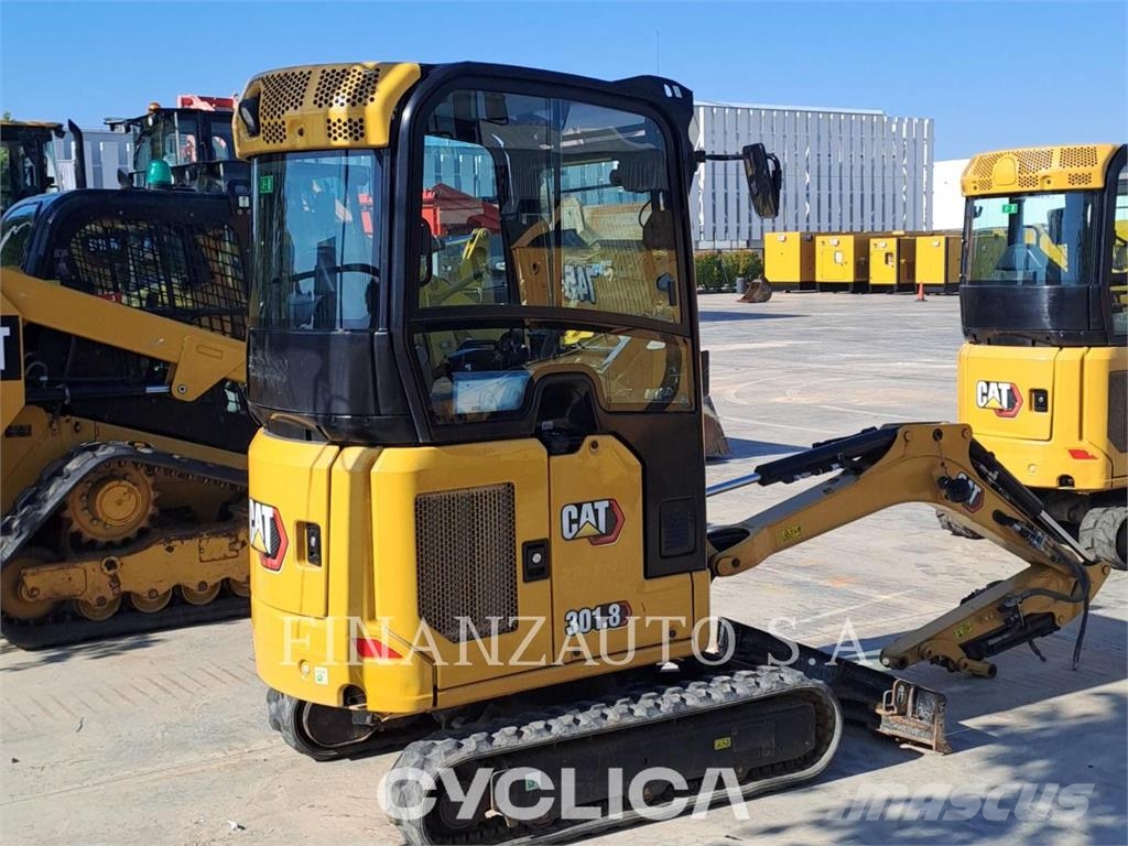 CAT 301.8 Excavatoare pe șenile
