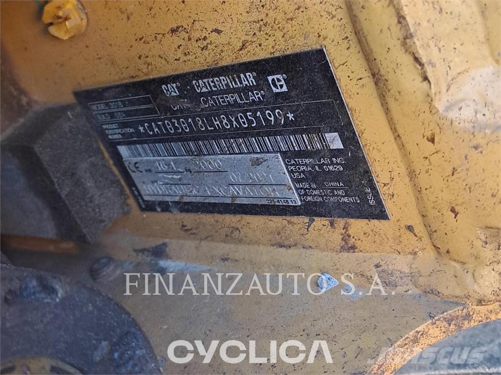 CAT 301.8 Excavatoare pe șenile
