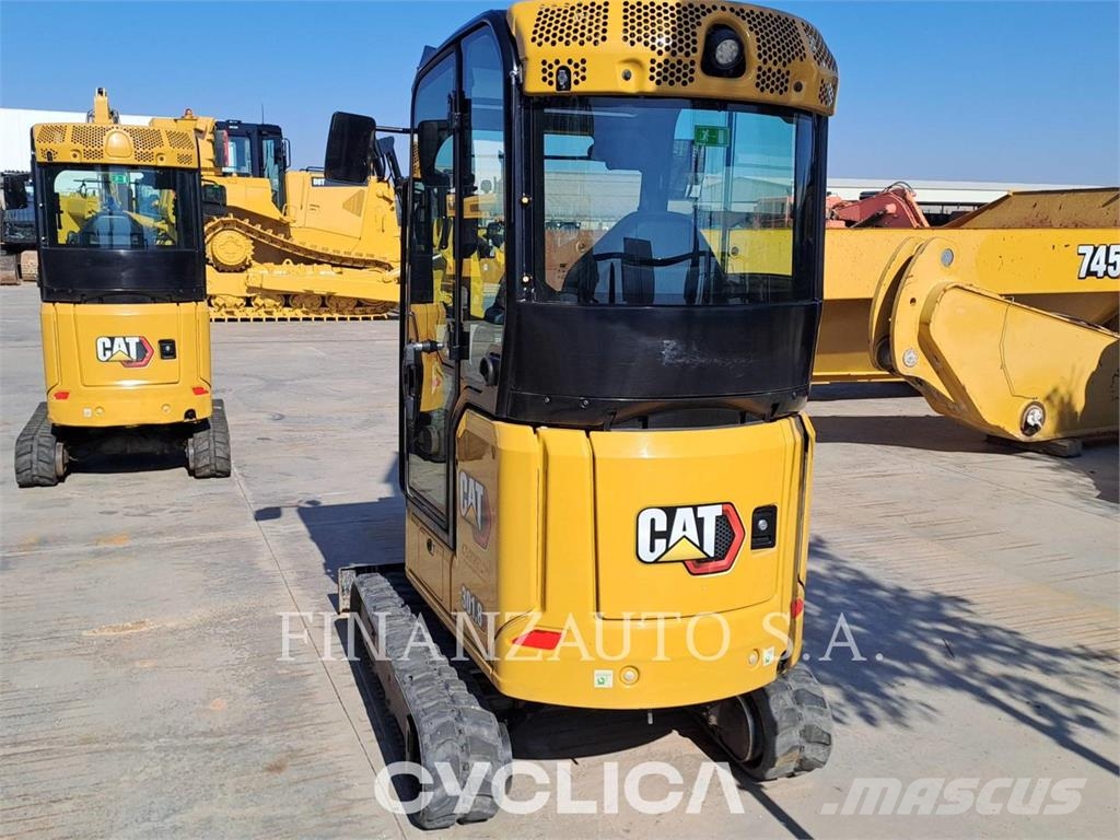 CAT 301.8 Excavatoare pe șenile
