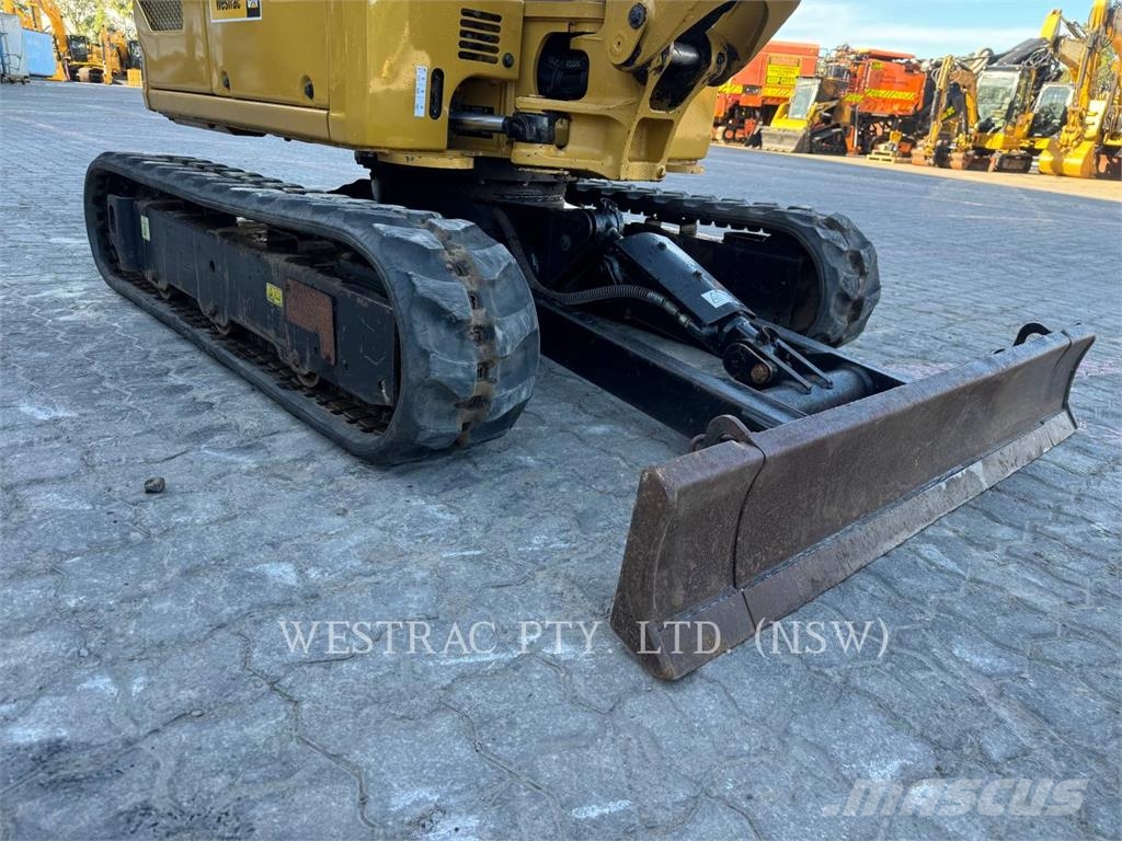 CAT 301.8 Εκσκαφείς με ερπύστριες