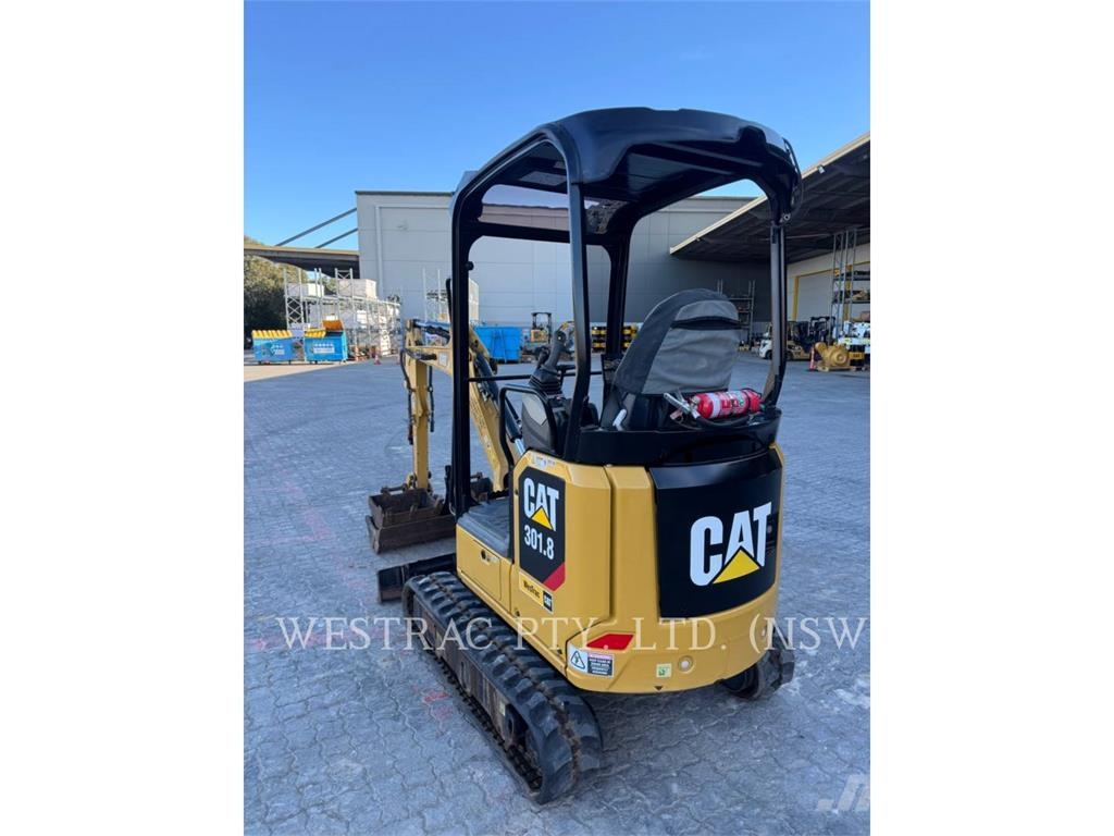 CAT 301.8 Εκσκαφείς με ερπύστριες
