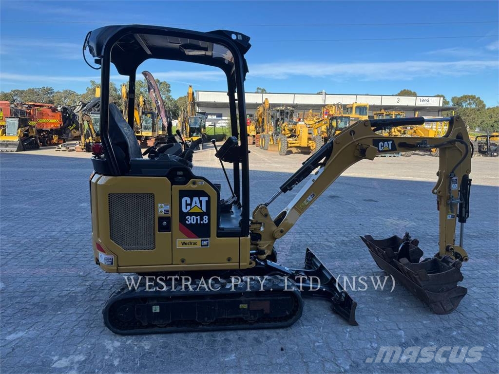 CAT 301.8 Εκσκαφείς με ερπύστριες