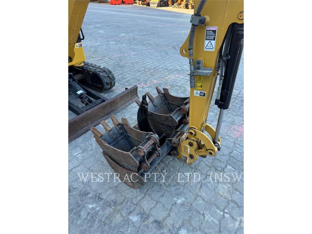 CAT 301.8 Εκσκαφείς με ερπύστριες
