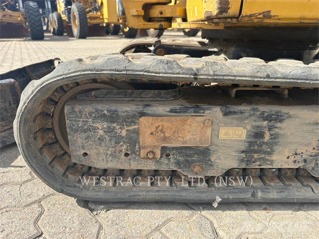 CAT 301.8 Excavadoras sobre orugas