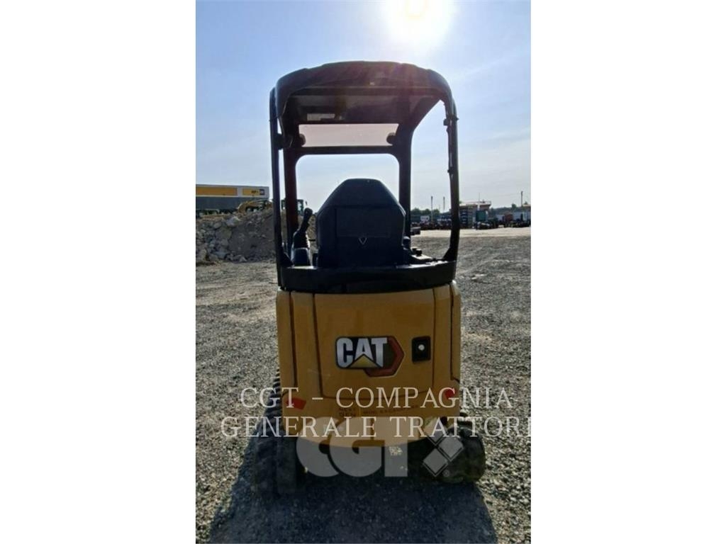 CAT 301.8 Paletli ekskavatörler