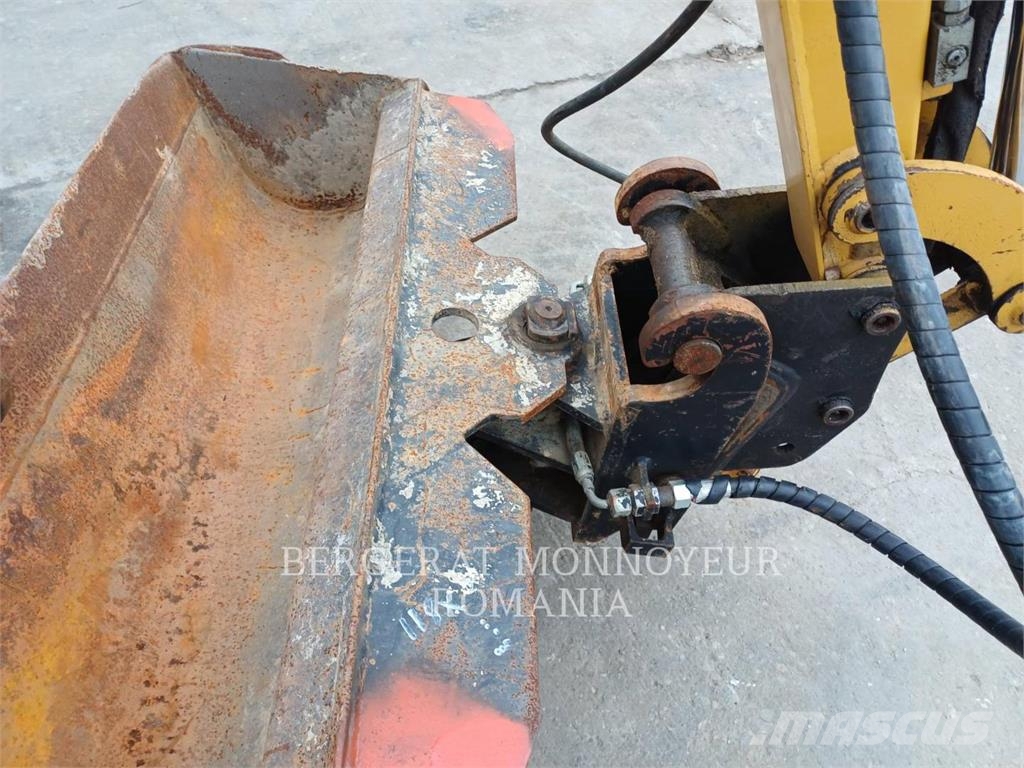 CAT 301.8-05 Rupsgraafmachines